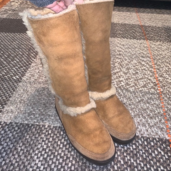 Sundance tall chestnut uggs size 6 - Picture 8 of 9